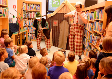 Pravljično popoldne 2025 (foto T. Kosec)